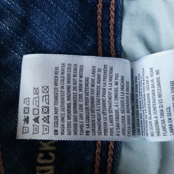 (4) American Eagle Super Stretch Kick Boot Short Jeans - Picture 6 of 13